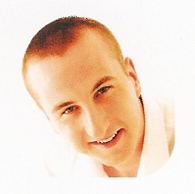 andy whyment plays kirk sutherland in coronation street